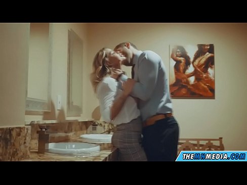 ❤️ ໃນເວລາທີ່ຜິວເນື້ອສີຂາວ busty seduces ທ່ານຢູ່ໃນຫ້ອງນ້ໍາສາທາລະນະ ❤❌ ຮູບໂປ້vk ຢູ່ຄອມ lo.kenhdammy.top ❌️❤